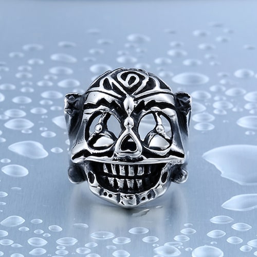 rebelsdistrict_Bague_The_Expendables